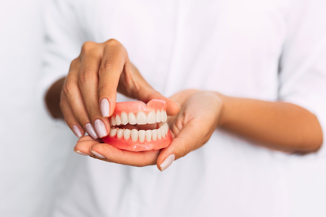 Dentures In Coral Springs: Comfortable, Natural-Looking Options For Complete Confidence